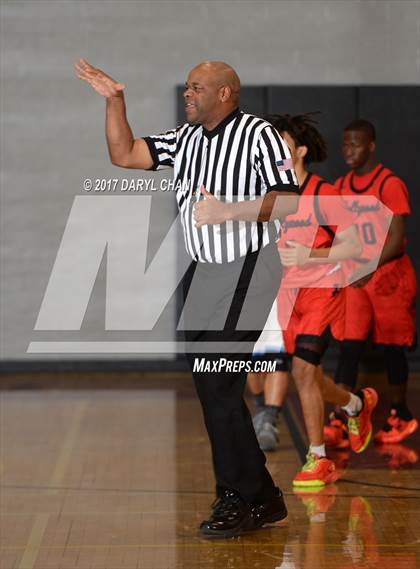Thumbnail 1 in Marshall vs. Hollywood (La Canada Holiday Tournament) photogallery.