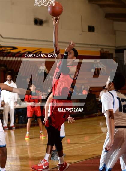 Thumbnail 3 in Marshall vs. Hollywood (La Canada Holiday Tournament) photogallery.