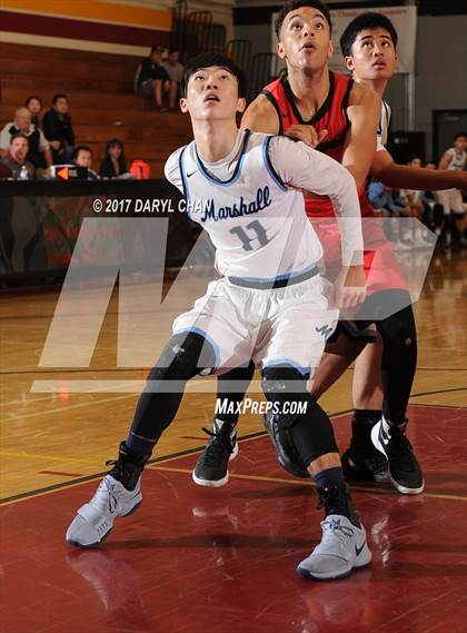 Thumbnail 2 in Marshall vs. Hollywood (La Canada Holiday Tournament) photogallery.