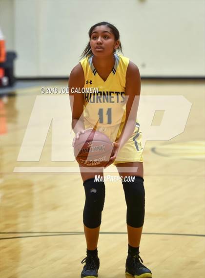 Thumbnail 1 in East Central vs Amarillo (NEISD Invitational) photogallery.