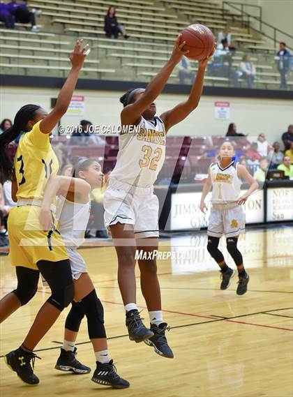 Thumbnail 2 in East Central vs Amarillo (NEISD Invitational) photogallery.
