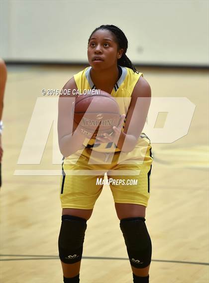 Thumbnail 1 in East Central vs Amarillo (NEISD Invitational) photogallery.