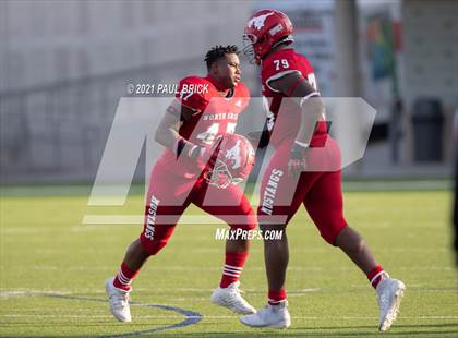 Thumbnail 3 in Westlake vs Galena Park North Shore (UIL 6A D1 Semifinal Playoff) photogallery.