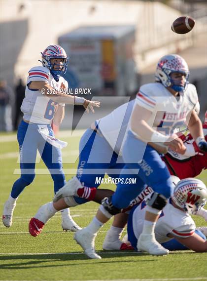 Thumbnail 3 in Westlake vs Galena Park North Shore (UIL 6A D1 Semifinal Playoff) photogallery.