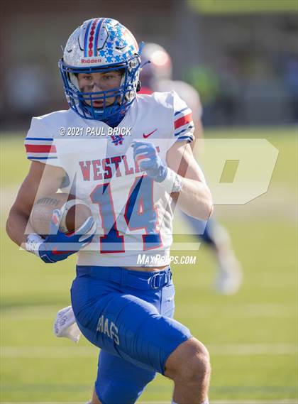 Thumbnail 2 in Westlake vs Galena Park North Shore (UIL 6A D1 Semifinal Playoff) photogallery.