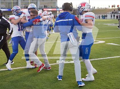 Thumbnail 3 in Westlake vs Galena Park North Shore (UIL 6A D1 Semifinal Playoff) photogallery.