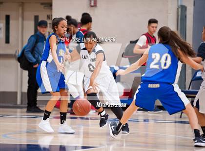 Thumbnail 2 in Serrano @ Silverado photogallery.