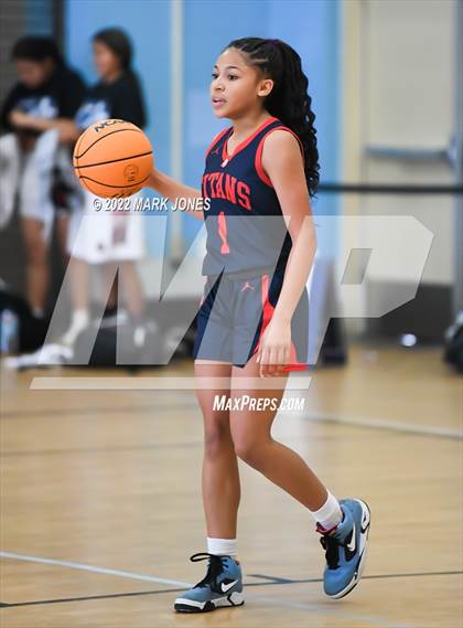Thumbnail 1 in Chaparral vs.  American Leadership Academy - Anthem South  (Lady Wolves Court Classic) photogallery.