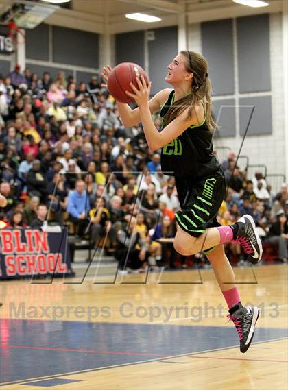 Thumbnail 3 in Miramonte vs. Bishop O'Dowd (CIF NCS D3 Final) photogallery.