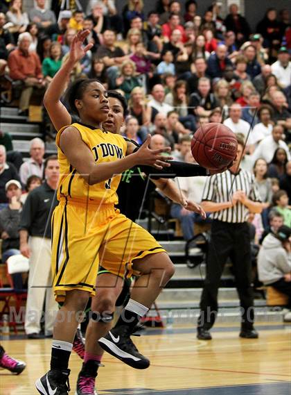 Thumbnail 2 in Miramonte vs. Bishop O'Dowd (CIF NCS D3 Final) photogallery.
