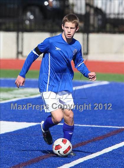 Thumbnail 3 in Nolan Catholic vs. North Mesquite photogallery.