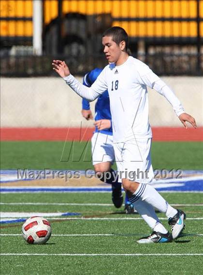 Thumbnail 2 in Nolan Catholic vs. North Mesquite photogallery.