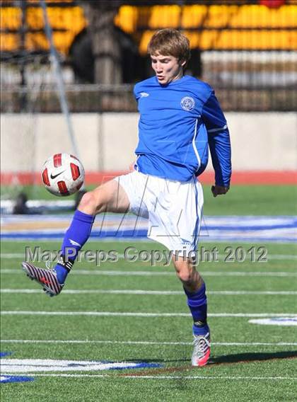 Thumbnail 3 in Nolan Catholic vs. North Mesquite photogallery.