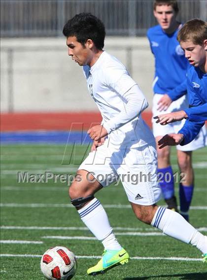 Thumbnail 3 in Nolan Catholic vs. North Mesquite photogallery.