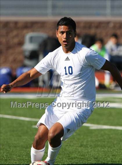 Thumbnail 2 in Nolan Catholic vs. North Mesquite photogallery.