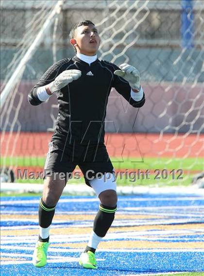 Thumbnail 3 in Nolan Catholic vs. North Mesquite photogallery.