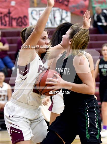 Thumbnail 1 in Palo Verde vs Faith Lutheran photogallery.