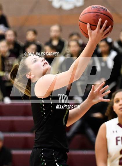 Thumbnail 2 in Palo Verde vs Faith Lutheran photogallery.