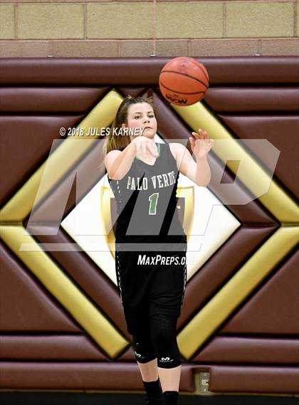 Thumbnail 3 in Palo Verde vs Faith Lutheran photogallery.