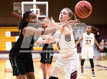 Thumbnail 3 in Palo Verde vs Faith Lutheran photogallery.