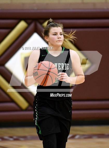 Thumbnail 3 in Palo Verde vs Faith Lutheran photogallery.