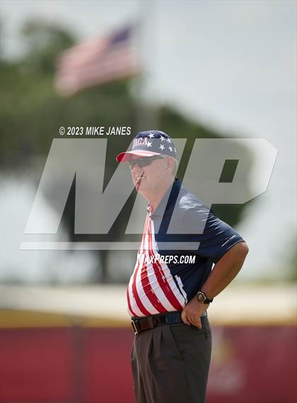 Thumbnail 2 in 44th Annual FACA North All-Stars vs South All-Stars photogallery.