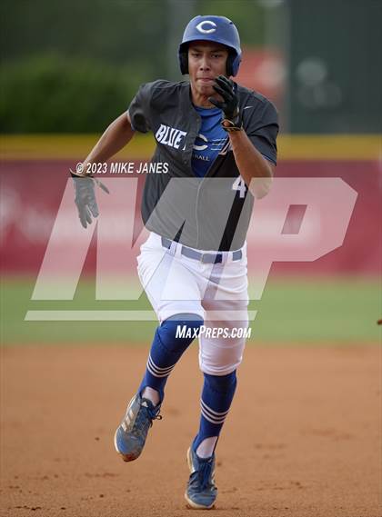 Thumbnail 2 in 44th Annual FACA North All-Stars vs South All-Stars photogallery.