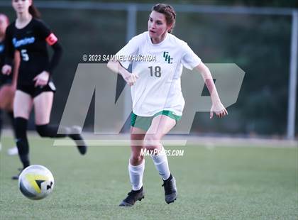 Thumbnail 3 in El Camino Real vs Granada Hills Charter photogallery.