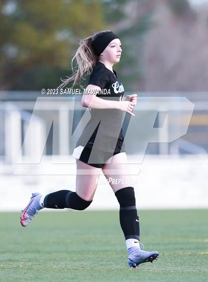 Thumbnail 2 in El Camino Real vs Granada Hills Charter photogallery.