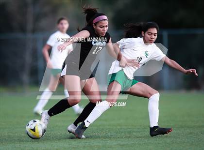 Thumbnail 3 in El Camino Real vs Granada Hills Charter photogallery.