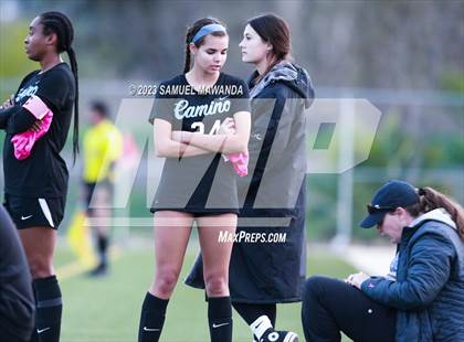 Thumbnail 2 in El Camino Real vs Granada Hills Charter photogallery.