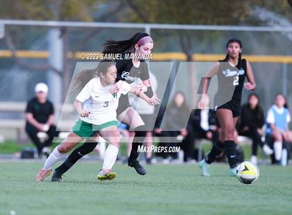 Thumbnail 3 in El Camino Real vs Granada Hills Charter photogallery.