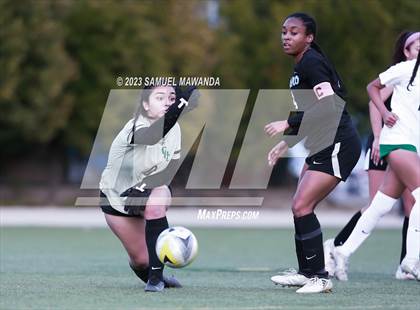 Thumbnail 3 in El Camino Real vs Granada Hills Charter photogallery.