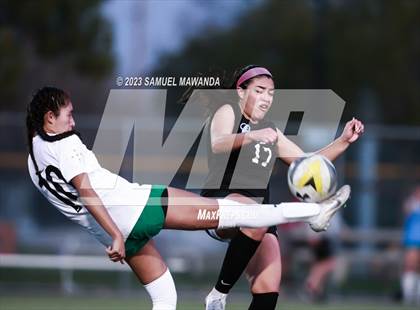 Thumbnail 1 in El Camino Real vs Granada Hills Charter photogallery.