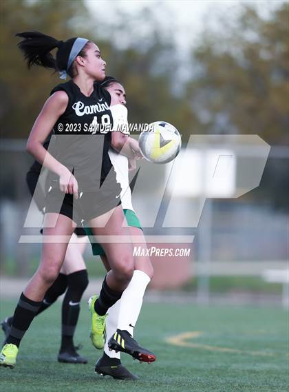Thumbnail 2 in El Camino Real vs Granada Hills Charter photogallery.
