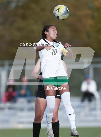 Thumbnail 1 in El Camino Real vs Granada Hills Charter photogallery.