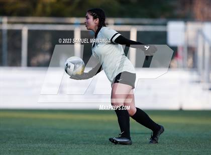 Thumbnail 2 in El Camino Real vs Granada Hills Charter photogallery.
