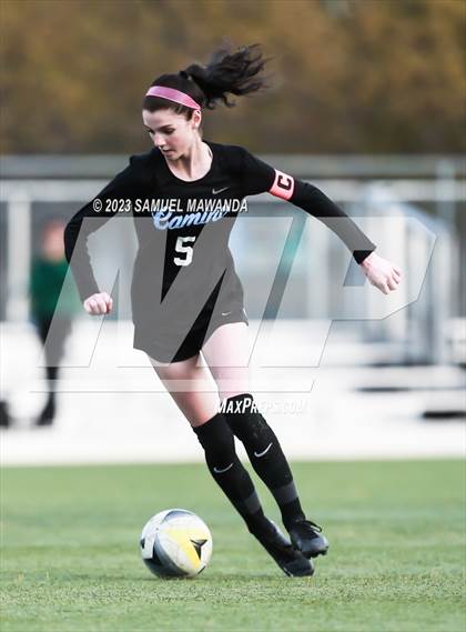 Thumbnail 1 in El Camino Real vs Granada Hills Charter photogallery.