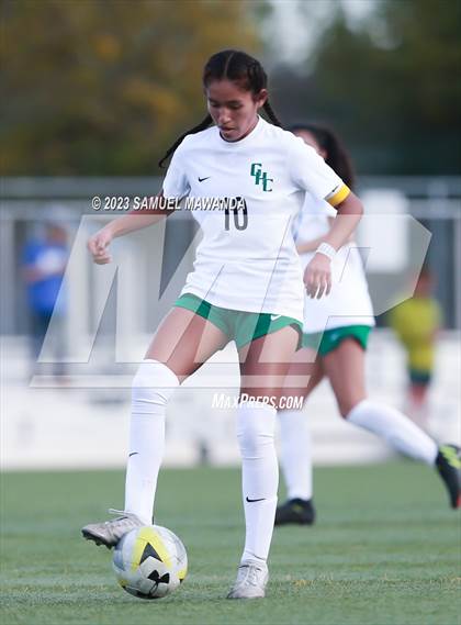 Thumbnail 3 in El Camino Real vs Granada Hills Charter photogallery.