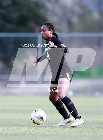 Thumbnail 3 in El Camino Real vs Granada Hills Charter photogallery.