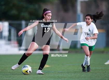 Thumbnail 2 in El Camino Real vs Granada Hills Charter photogallery.