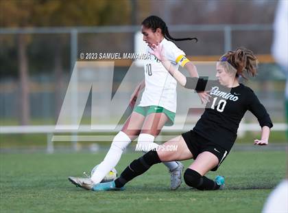 Thumbnail 3 in El Camino Real vs Granada Hills Charter photogallery.