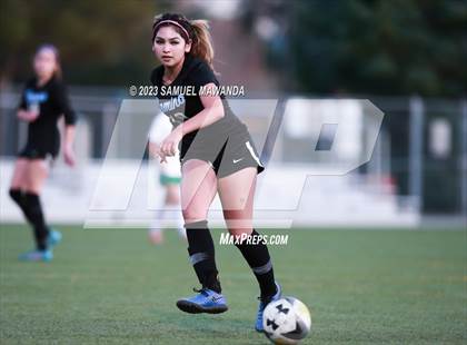 Thumbnail 2 in El Camino Real vs Granada Hills Charter photogallery.