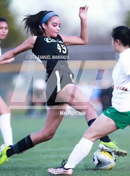 Thumbnail 1 in El Camino Real vs Granada Hills Charter photogallery.
