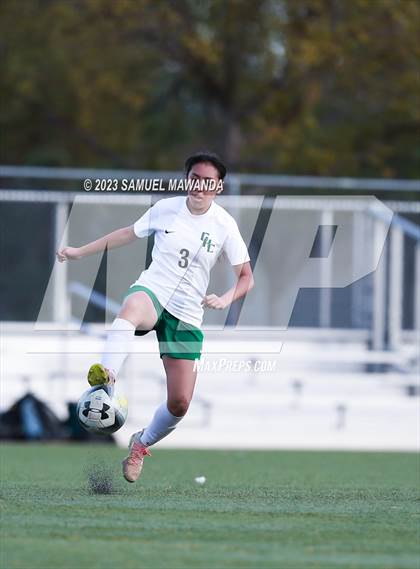 Thumbnail 2 in El Camino Real vs Granada Hills Charter photogallery.