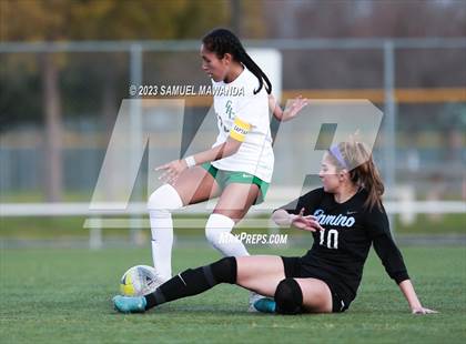 Thumbnail 1 in El Camino Real vs Granada Hills Charter photogallery.
