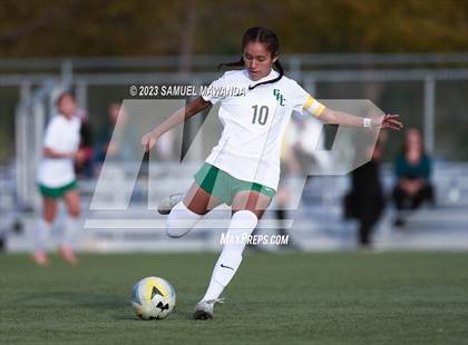 Thumbnail 2 in El Camino Real vs Granada Hills Charter photogallery.