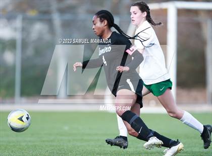 Thumbnail 2 in El Camino Real vs Granada Hills Charter photogallery.