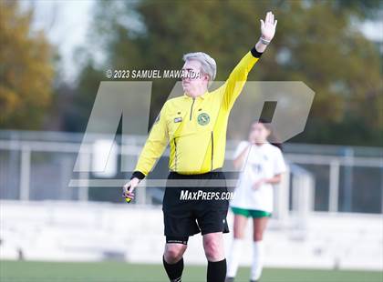 Thumbnail 1 in El Camino Real vs Granada Hills Charter photogallery.