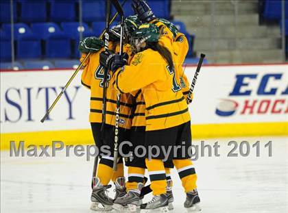 Thumbnail 3 in North Haven/Amity vs. Hamden (at Quinnipiac University) photogallery.